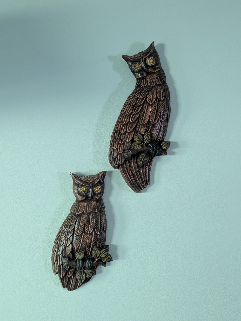 Vintage 60s/70s Chalk Ware Owl Plaques Pair Wall Hangings Jewel Eyes MCM